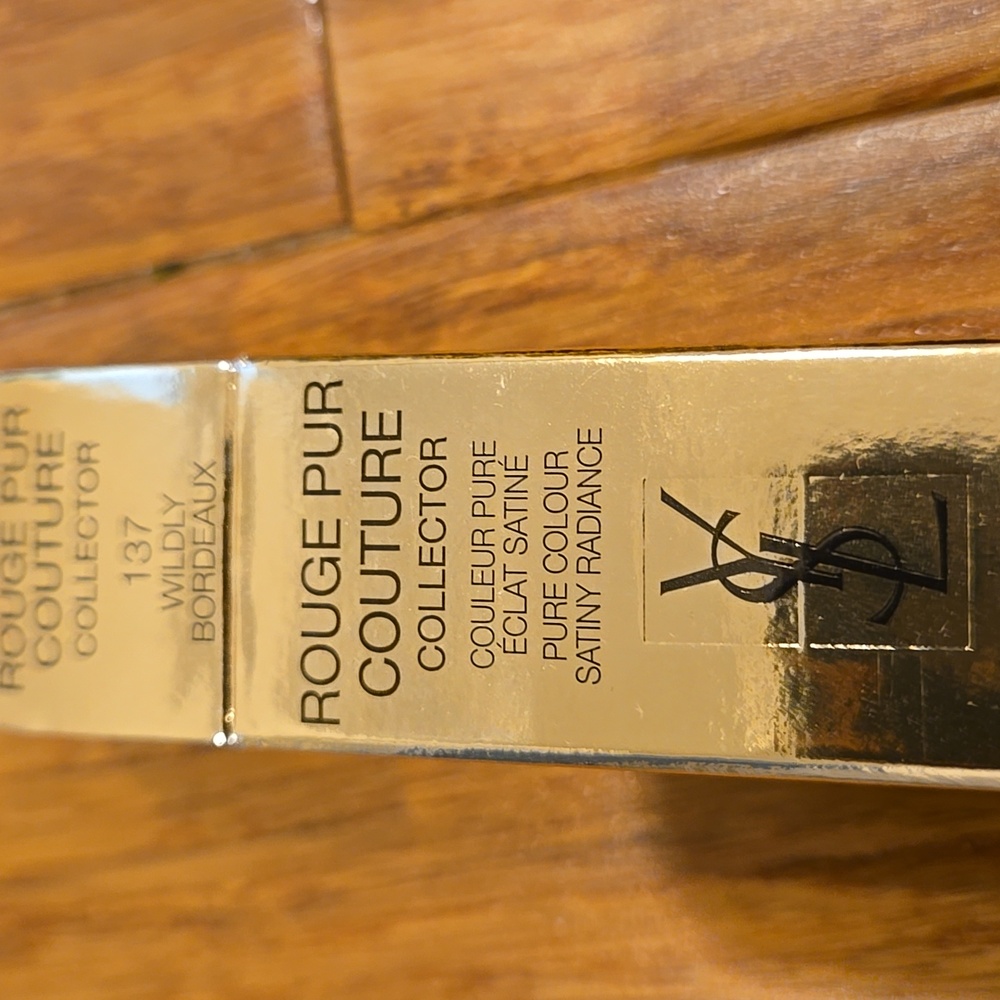 YSL Rouge Pur Couture Collector 137 Wildly Bordeaux Lipstick - Picture 4 of 4